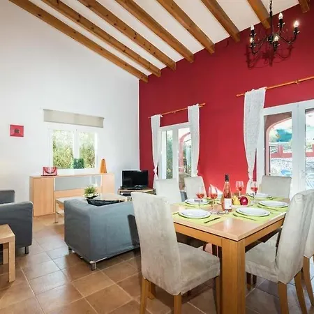 Cala En Porter Sleeps 6 Pool Air Con Wifi וילה Cala En Porter (Menorca)